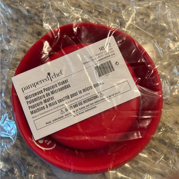 Pampered Chef Kitchen Nwt Pampered Chef Microwave Popcorn Popper
